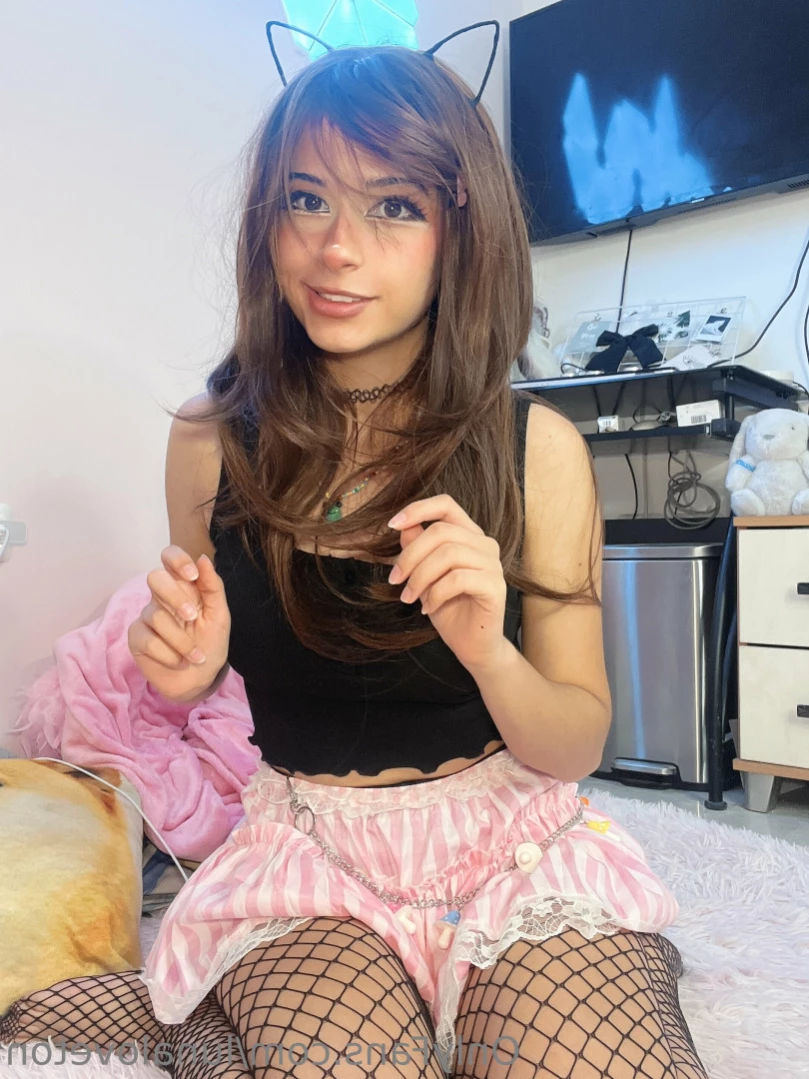 Luna Loveton [ lunaloveton ] Onlyfans leaked photo 11246545 on Hotleaks.tv