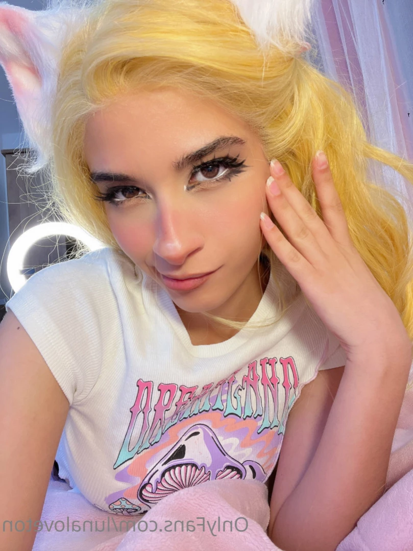 Luna Loveton [ lunaloveton ] Onlyfans leaked photo 11246582 on Hotleaks.tv