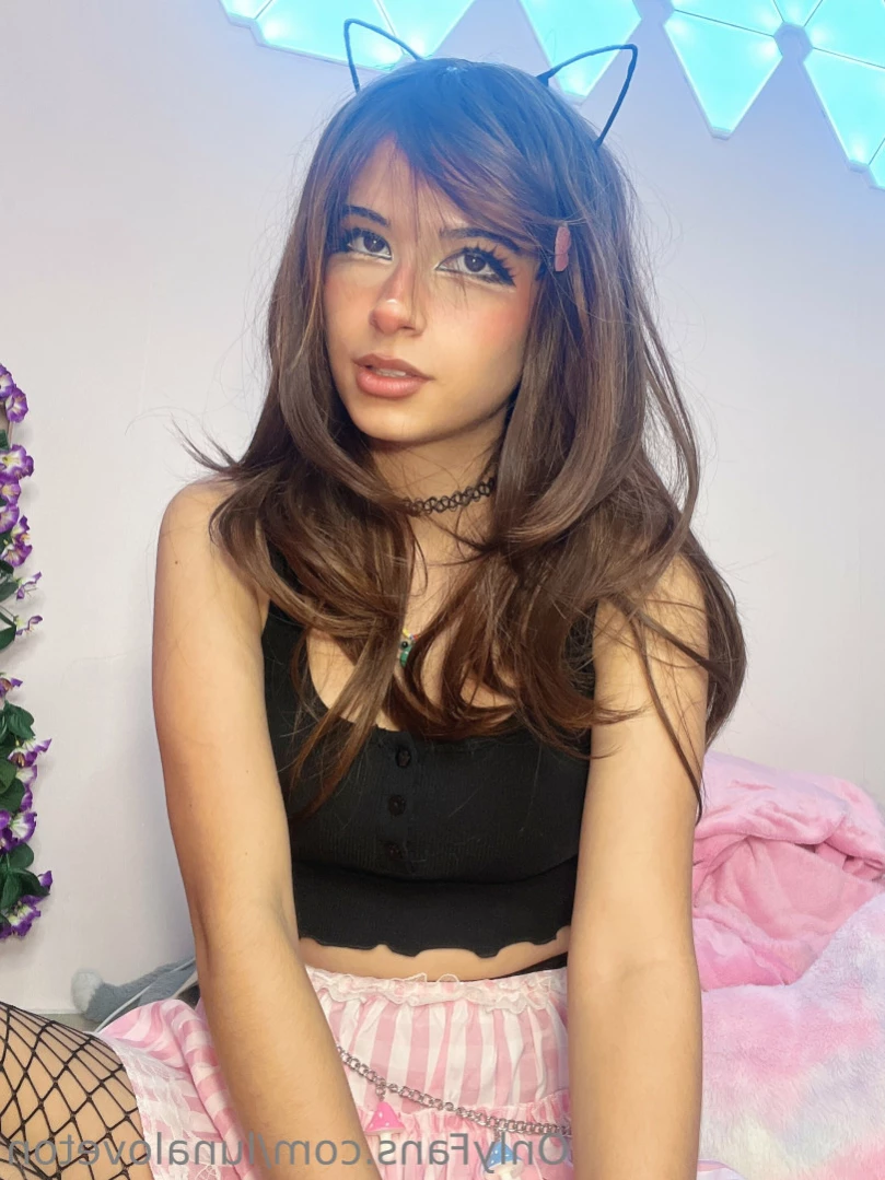 Luna Loveton [ lunaloveton ] Onlyfans leaked photo 11246661 on Hotleaks.tv