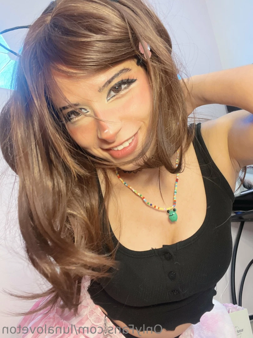 Luna Loveton [ lunaloveton ] Onlyfans leaked photo 11246745 on Hotleaks.tv