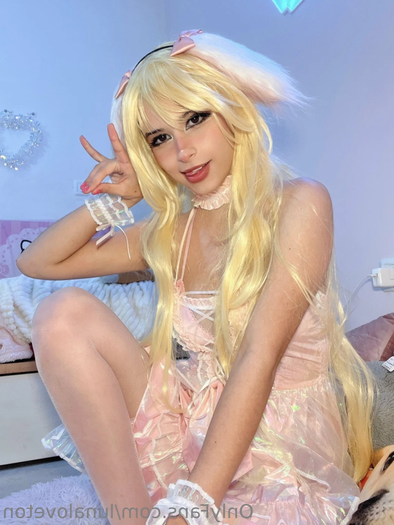Luna Loveton [ lunaloveton ] Onlyfans leaked photo 13064045 on Hotleaks.tv