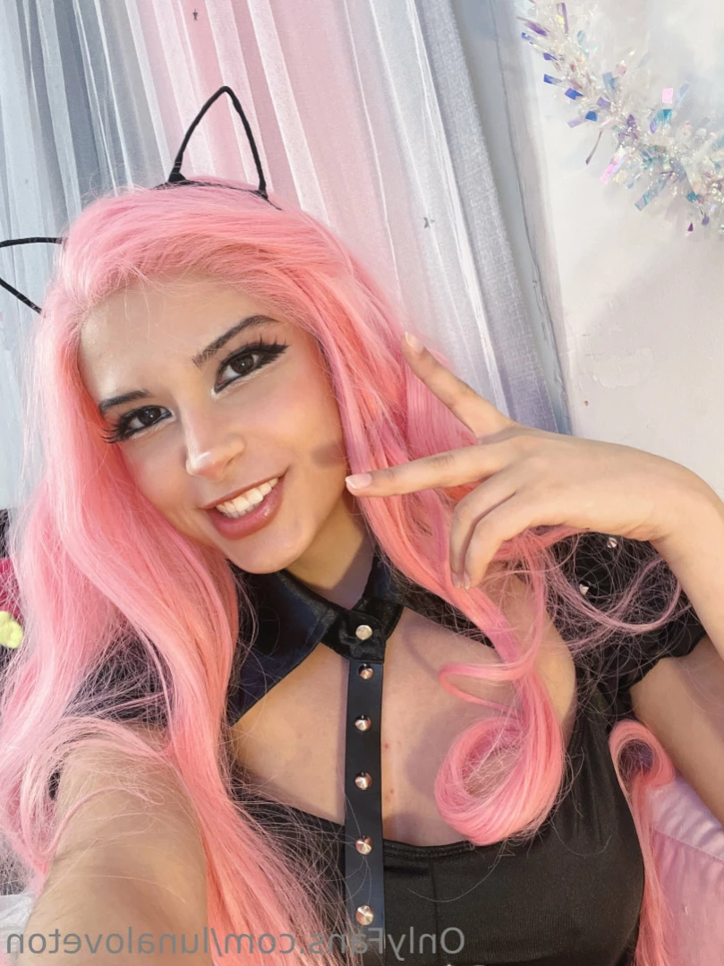Luna Loveton [ lunaloveton ] Onlyfans leaked photo 13231987 on Hotleaks.tv