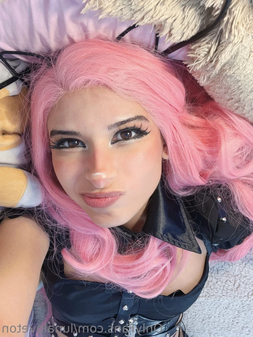 Luna Loveton [ lunaloveton ] Onlyfans leaked photo 13519695 on Hotleaks.tv