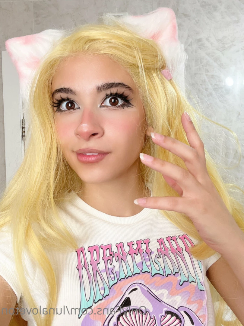 Luna Loveton [ lunaloveton ] Onlyfans leaked photo 16315393 on Hotleaks.tv