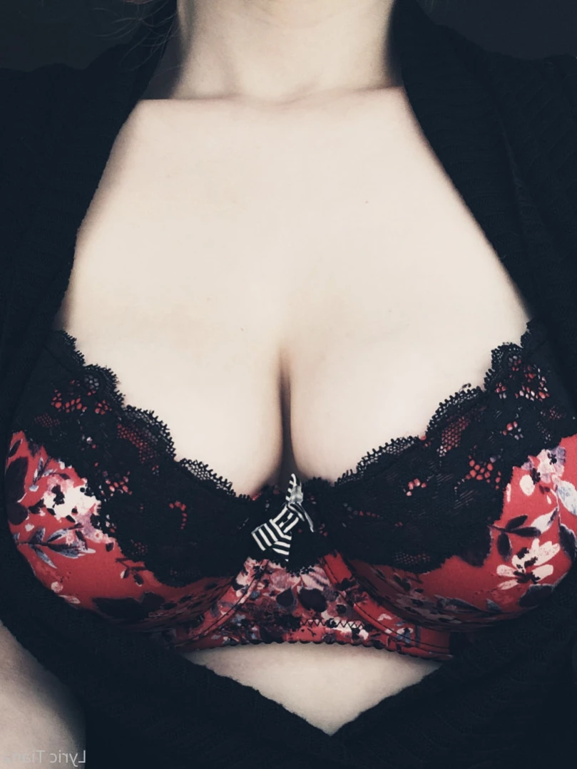 🌸Lyric Tiana🌸Top Creator🌸 [ lyrictiana ] Onlyfans leaked photo 15642193 on Hotleaks.tv