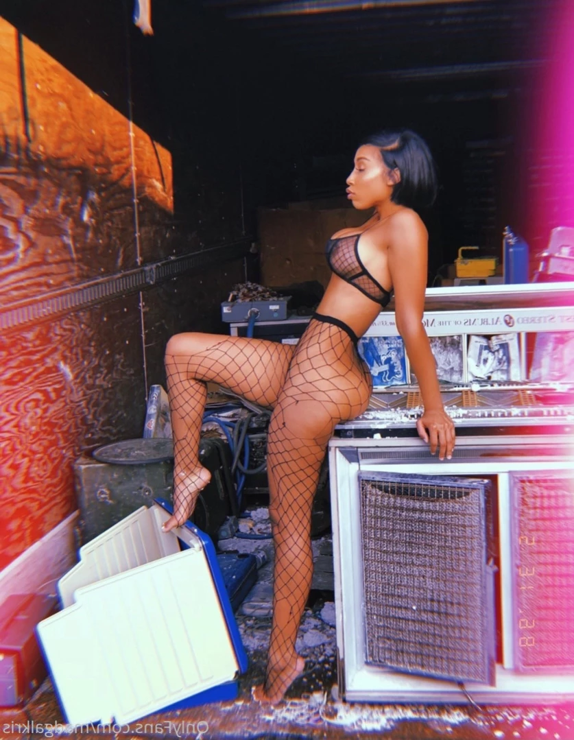 Summers [ madgalkrisx2 ] Onlyfans leaked photo 11235347 on Hotleaks.tv