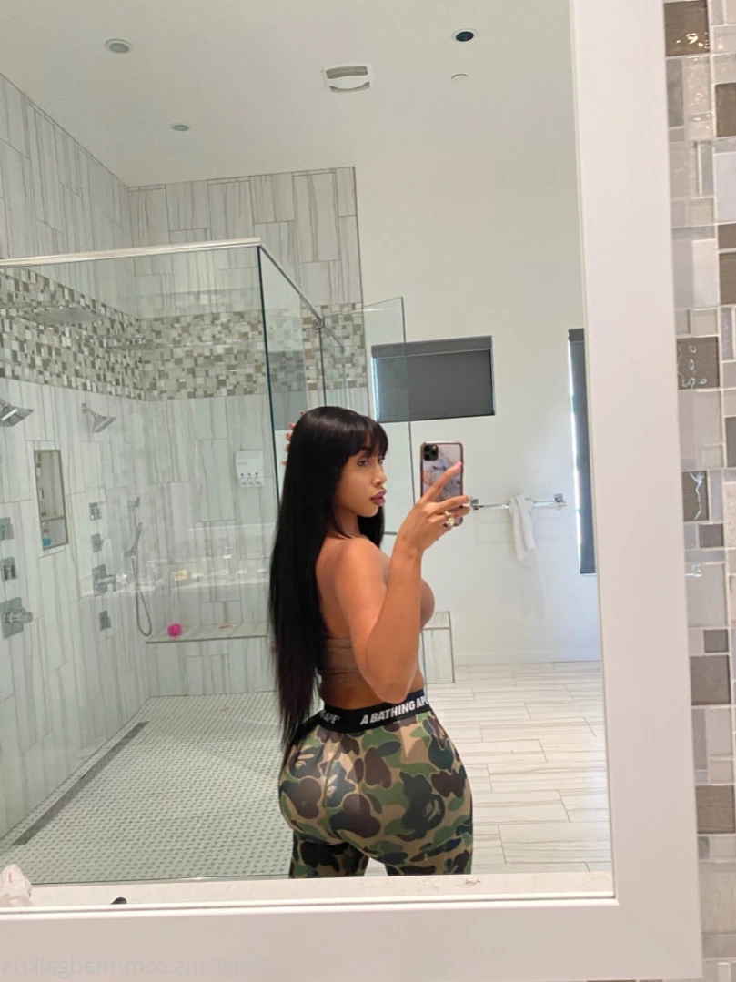 Summers [ madgalkrisx2 ] Onlyfans leaked photo 11235410 on Hotleaks.tv