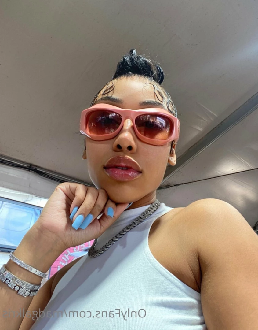 Summers [ madgalkrisx2 ] Onlyfans leaked photo 11870407 on Hotleaks.tv