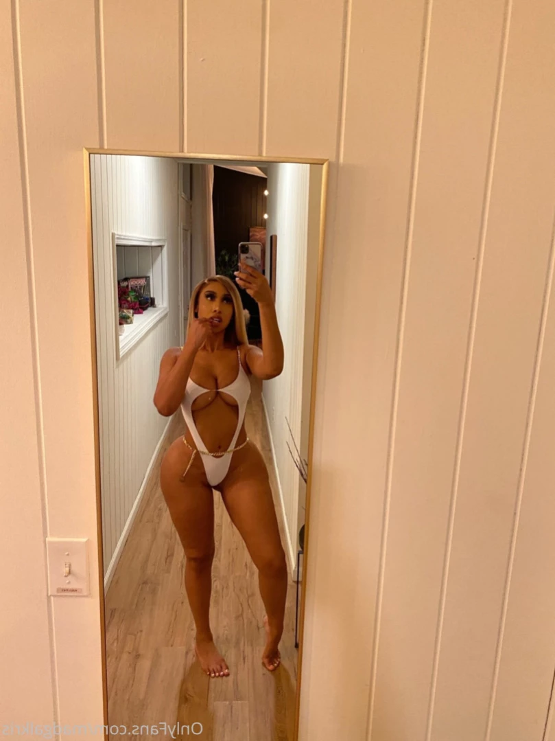 Summers [ madgalkrisx2 ] Onlyfans leaked photo 14499130 on Hotleaks.tv