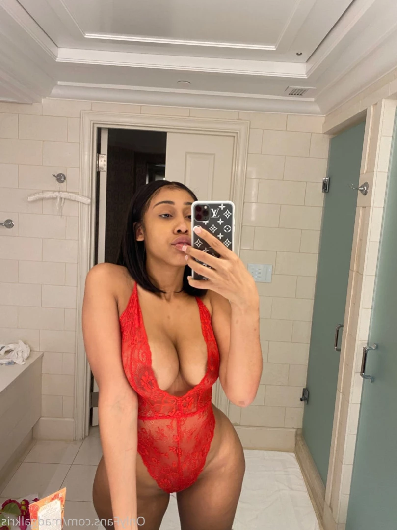 Summers [ madgalkrisx2 ] Onlyfans leaked photo 15276040 on Hotleaks.tv