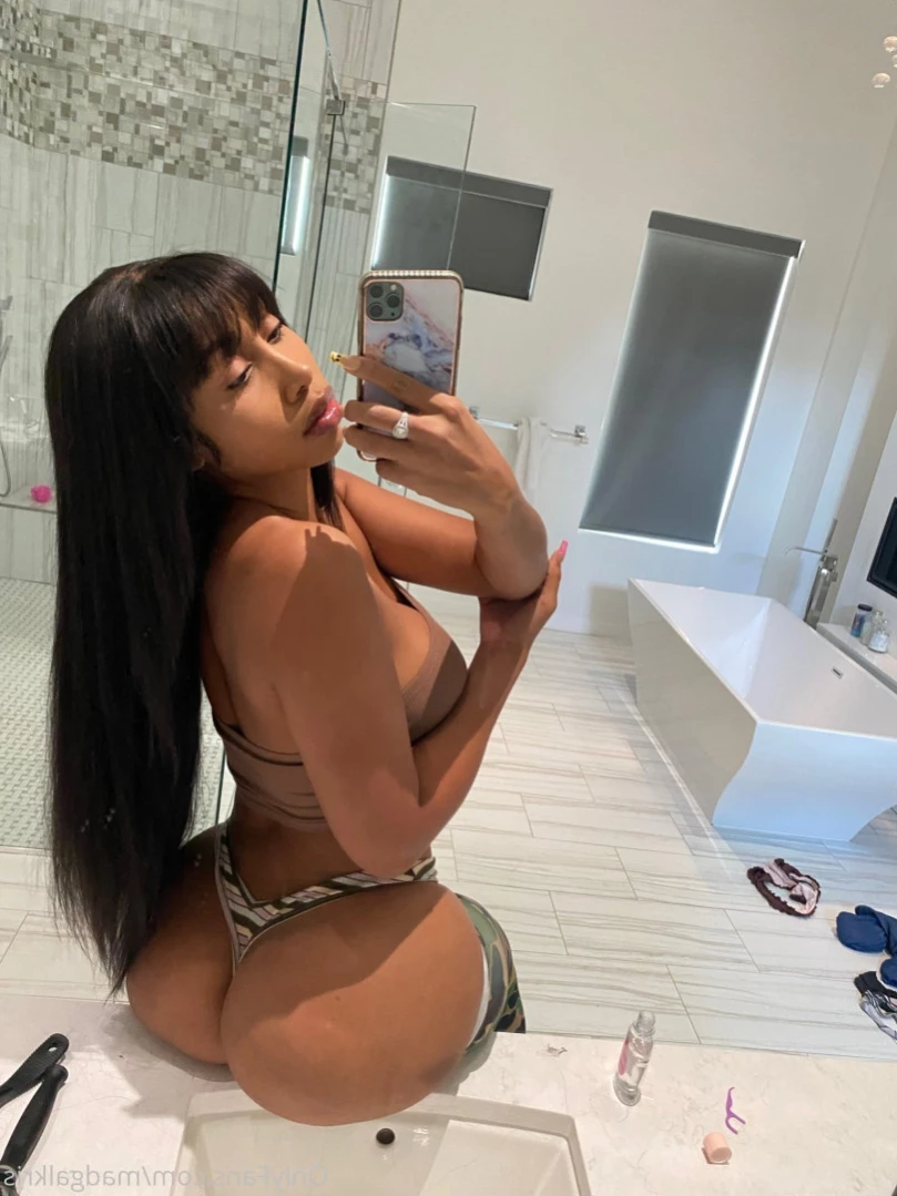 Summers [ madgalkrisx2 ] Onlyfans leaked photo 16213822 on Hotleaks.tv