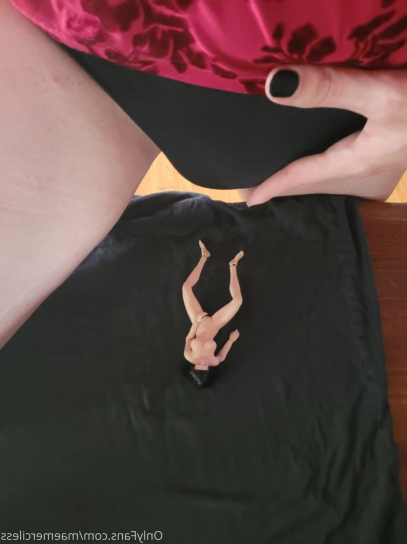 Mae Merciless [ maemerciless ] Onlyfans leaked photo 16269410 on Hotleaks.tv