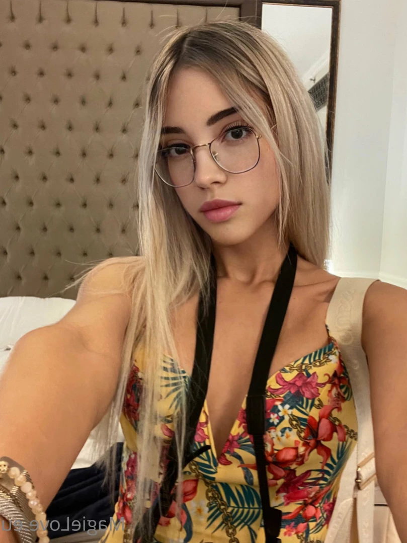🟢🎀 MagieLove French 18 - Sexy Student [ magielove ] Onlyfans leaked photo 11217101 on Hotleaks.tv