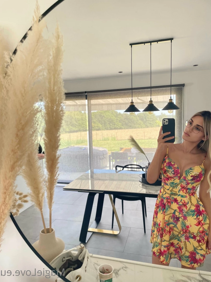🟢🎀 MagieLove French 18 - Sexy Student [ magielove ] Onlyfans leaked photo 11217117 on Hotleaks.tv