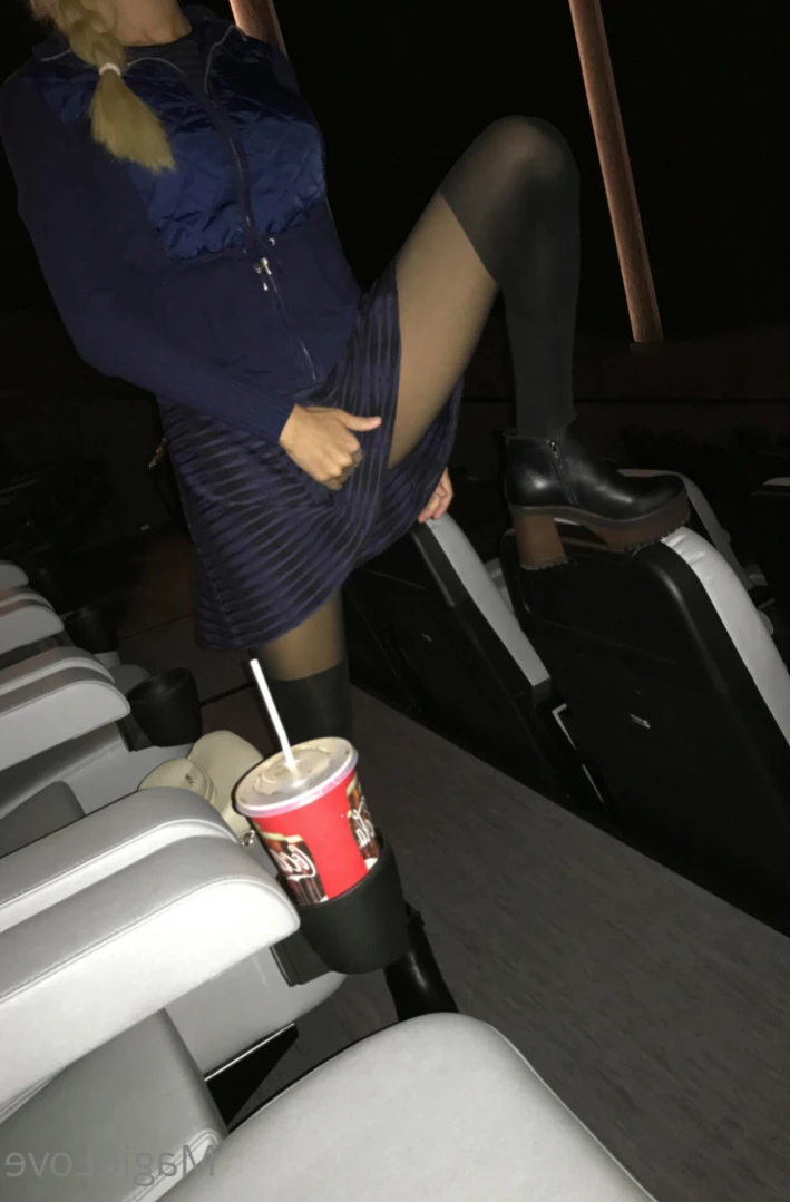 🟢🎀 MagieLove French 18 - Sexy Student [ magielove ] Onlyfans leaked photo 11217177 on Hotleaks.tv