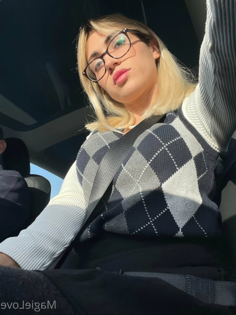 🟢🎀 MagieLove French 18 - Sexy Student [ magielove ] Onlyfans leaked photo 11928601 on Hotleaks.tv