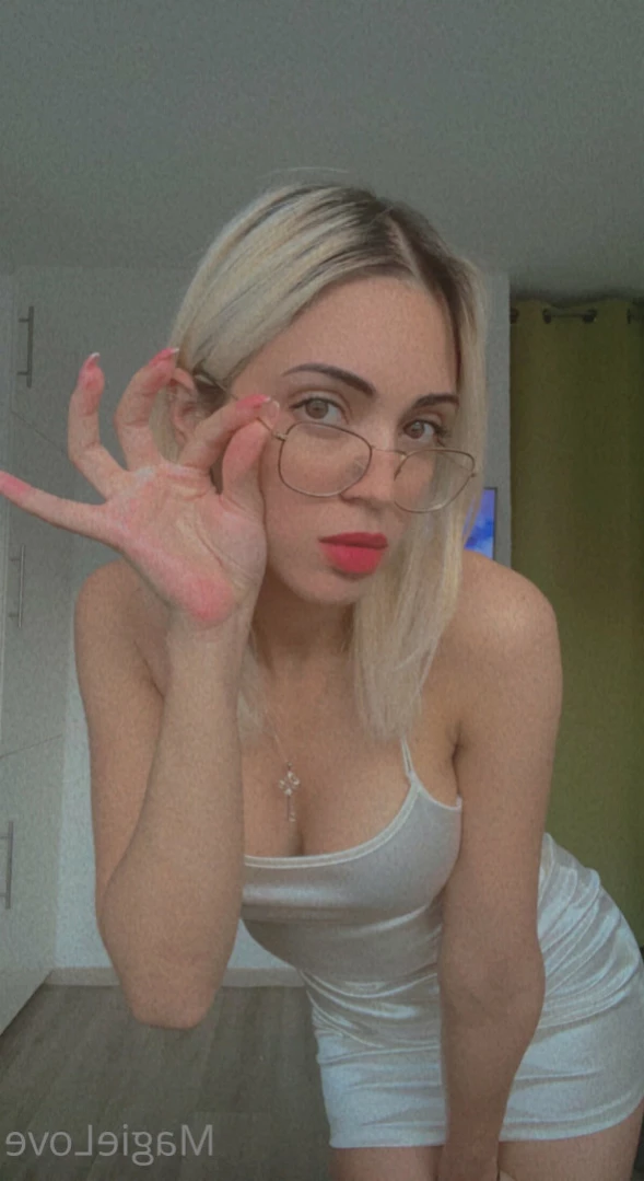🟢🎀 MagieLove French 18 - Sexy Student [ magielove ] Onlyfans leaked photo 12434832 on Hotleaks.tv