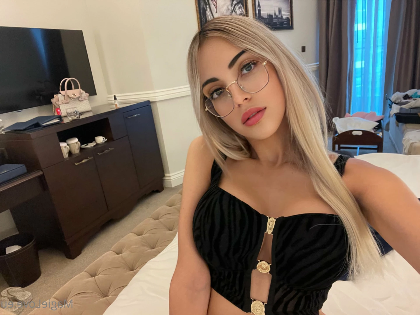 🟢🎀 MagieLove French 18 - Sexy Student [ magielove ] Onlyfans leaked photo 12638797 on Hotleaks.tv