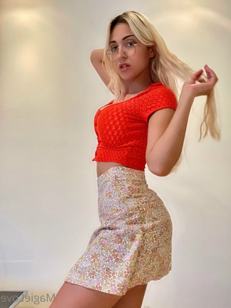 🟢🎀 MagieLove French 18 - Sexy Student [ magielove ] Onlyfans leaked photo 13085187 on Hotleaks.tv