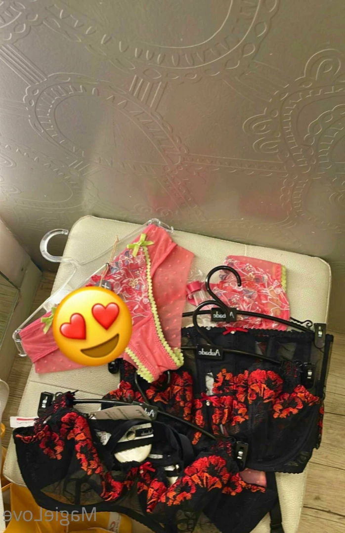 🟢🎀 MagieLove French 18 - Sexy Student [ magielove ] Onlyfans leaked photo 13100566 on Hotleaks.tv
