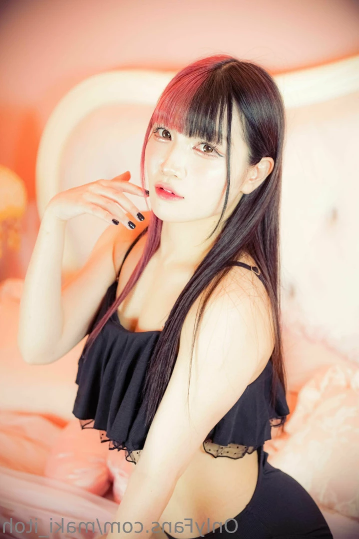 Maki Itoh [ maki_itoh ] Onlyfans leaked photo 11217220 on Hotleaks.tv