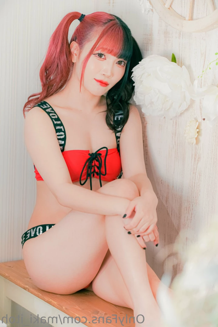 Maki Itoh [ maki_itoh ] Onlyfans leaked photo 15979150 on Hotleaks.tv