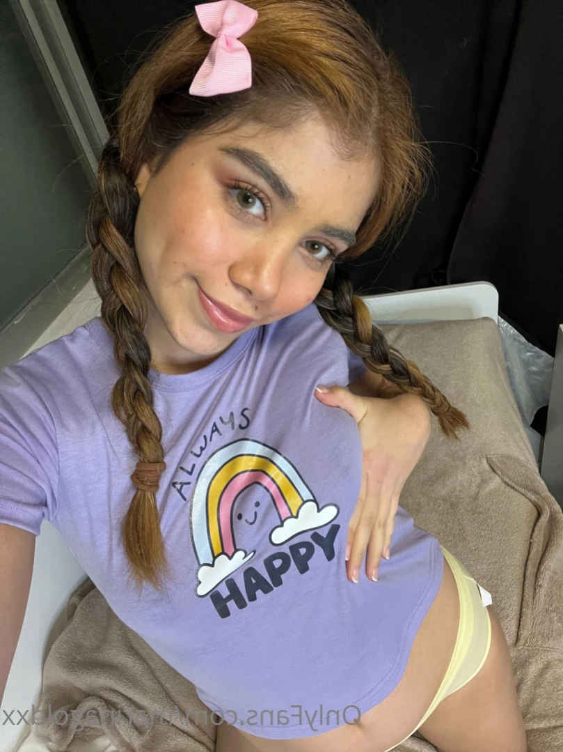 MARINA GOLD 18y.o.💦 [ marinagoldxx ] Onlyfans leaked photo 16058994 on Hotleaks.tv