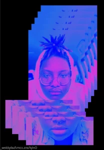 13082318