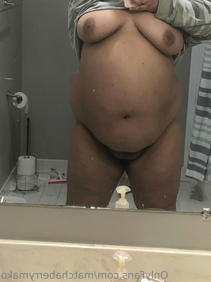 matchaberrymako🍓🦈 [ matchaberrymako ] Onlyfans leaked photo 11224141 on Hotleaks.tv