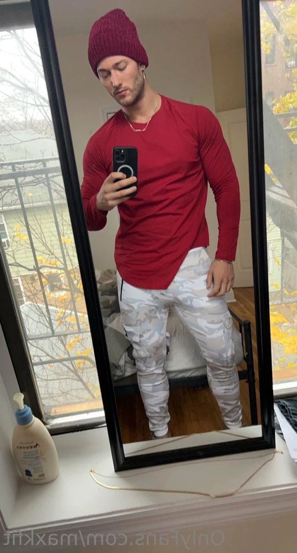 Max K [ maxkfit ] Onlyfans leaked photo 11225108 on Hotleaks.tv
