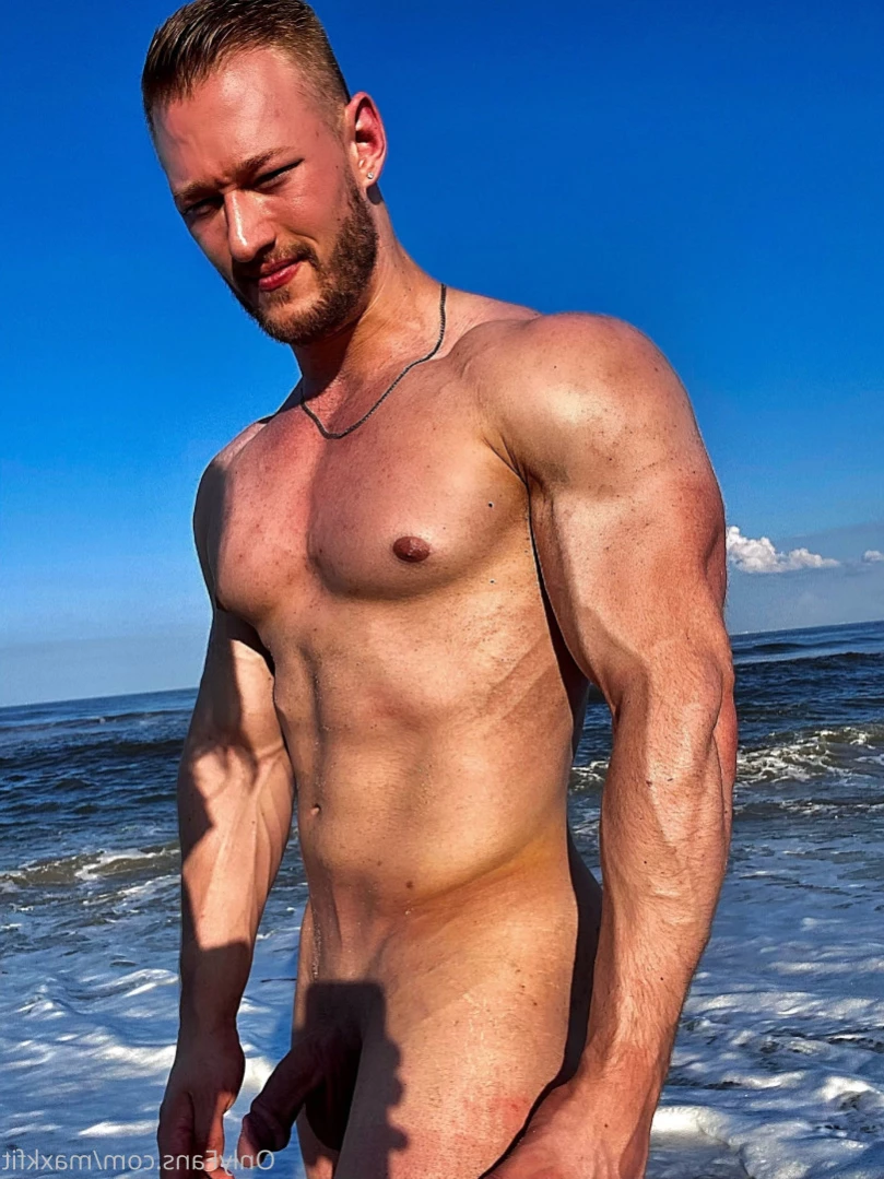 Max K [ maxkfit ] Onlyfans leaked photo 11814316 on Hotleaks.tv