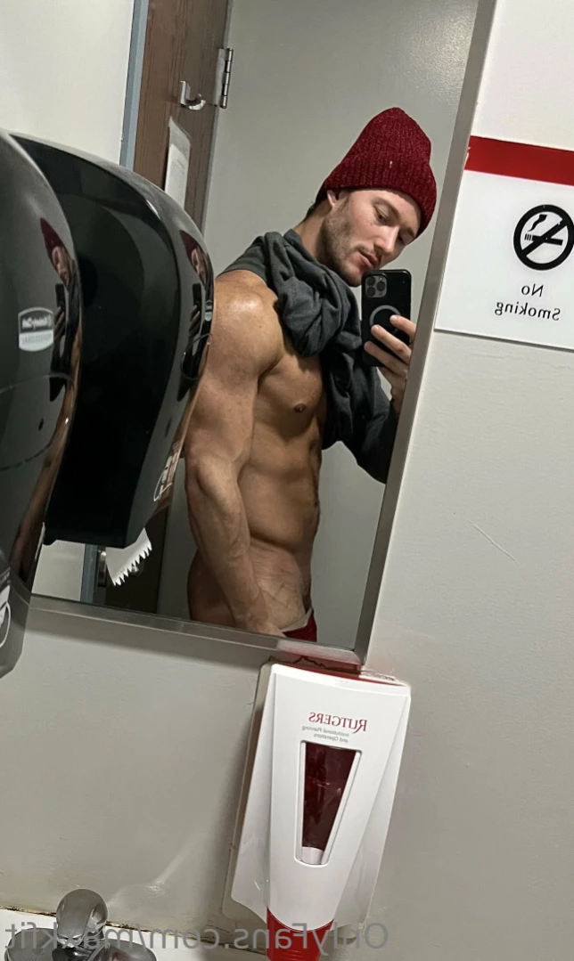 Max K [ maxkfit ] Onlyfans leaked photo 15315054 on Hotleaks.tv