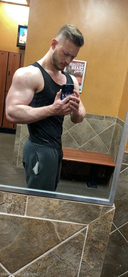 Max K [ maxkfit ] Onlyfans leaked photo 16298784 on Hotleaks.tv