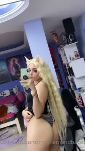 10935749