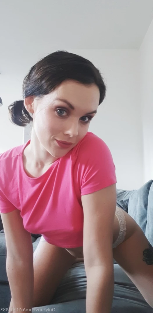 M model [ mcmodel ] Onlyfans leaked photo 16237600 on Hotleaks.tv