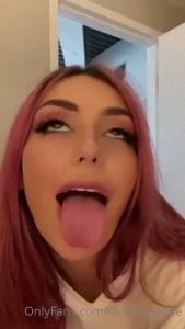 1892031