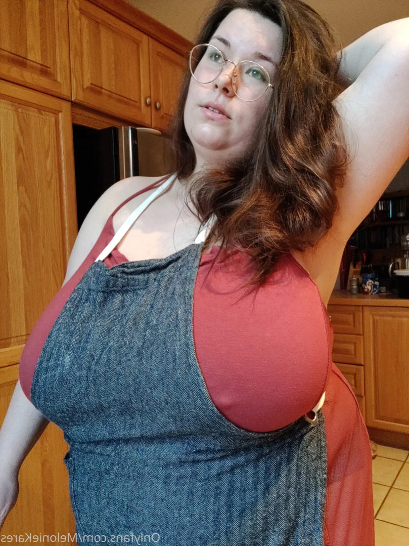 Melonie Kares [ meloniekares ] Onlyfans leaked photo 15088359 on Hotleaks.tv