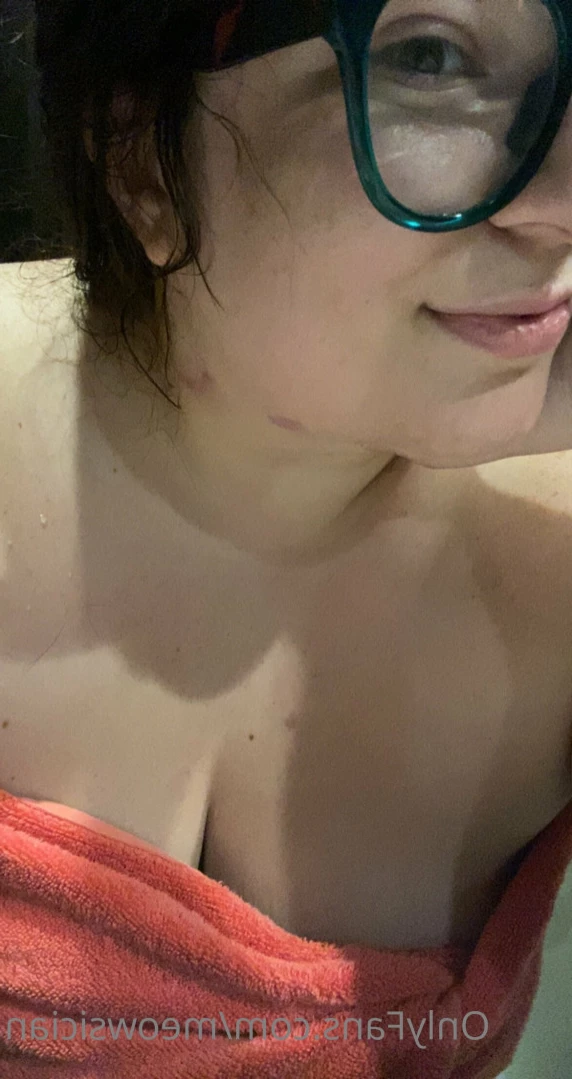 kitten [ meowsician ] Onlyfans leaked photo 11231460 on Hotleaks.tv