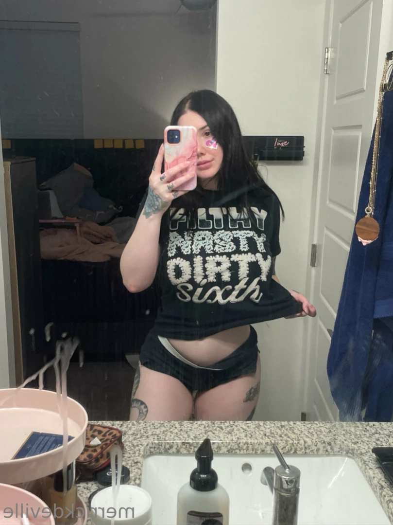 𝔅𝔲𝔤𝔞𝔱𝔱𝔦 𝔗𝔥𝔬𝔱𝔱𝔦𝔢 [ merrickdeville ] Onlyfans leaked photo 10916585 on Hotleaks.tv