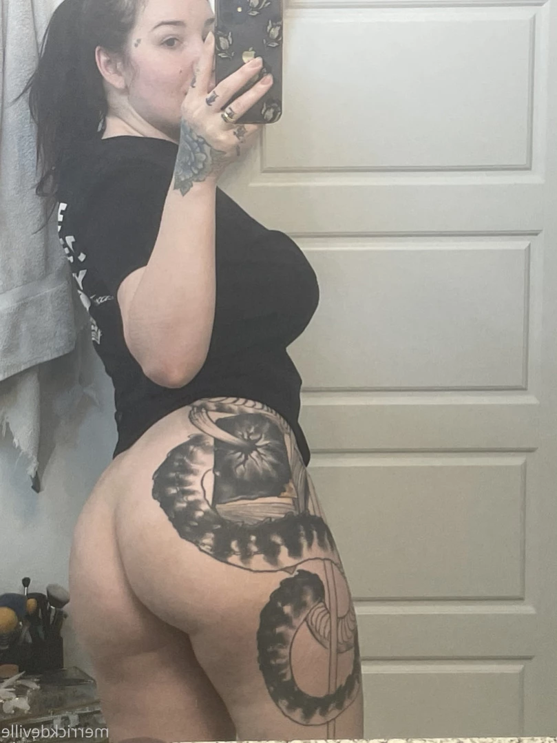 𝔅𝔲𝔤𝔞𝔱𝔱𝔦 𝔗𝔥𝔬𝔱𝔱𝔦𝔢 [ merrickdeville ] Onlyfans leaked photo 11231349 on Hotleaks.tv