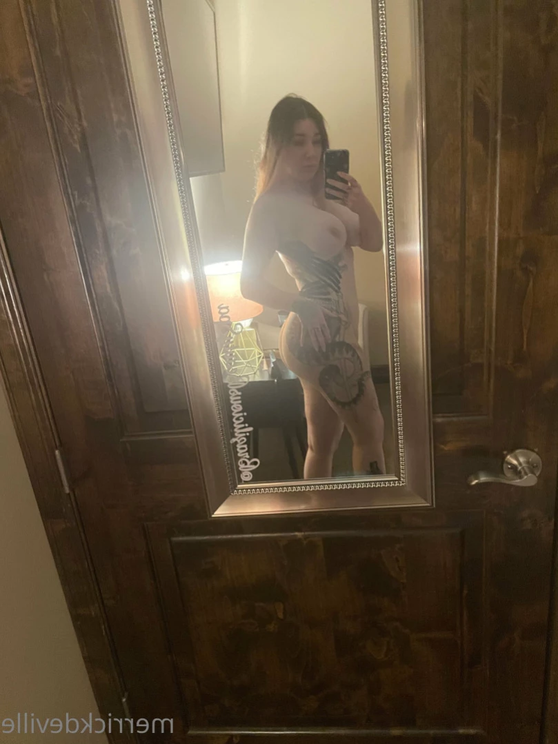 𝔅𝔲𝔤𝔞𝔱𝔱𝔦 𝔗𝔥𝔬𝔱𝔱𝔦𝔢 [ merrickdeville ] Onlyfans leaked photo 13497565 on Hotleaks.tv