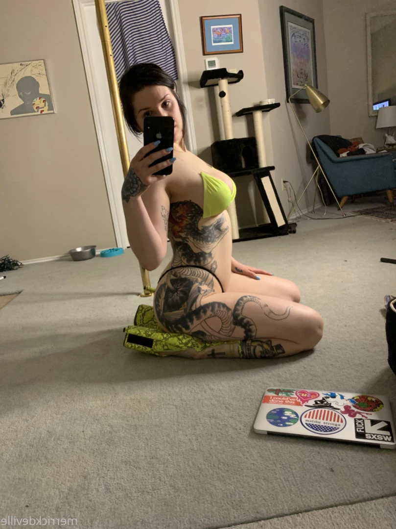 𝔅𝔲𝔤𝔞𝔱𝔱𝔦 𝔗𝔥𝔬𝔱𝔱𝔦𝔢 [ merrickdeville ] Onlyfans leaked photo 15670786 on Hotleaks.tv