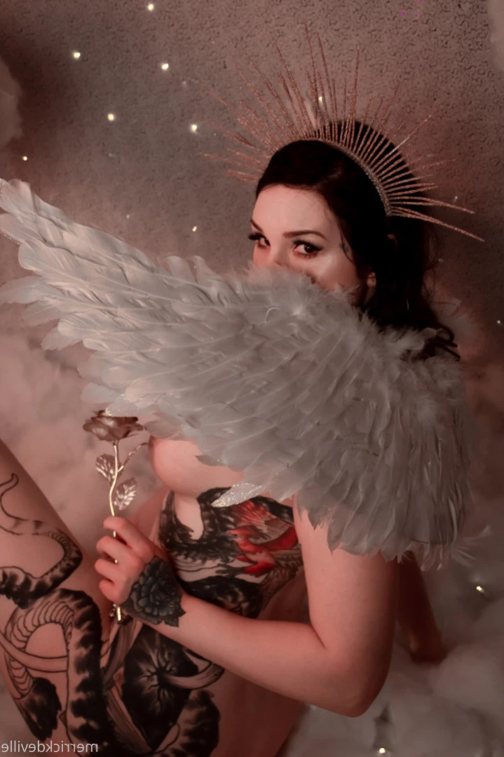 𝔅𝔲𝔤𝔞𝔱𝔱𝔦 𝔗𝔥𝔬𝔱𝔱𝔦𝔢 [ merrickdeville ] Onlyfans leaked photo 15826883 on Hotleaks.tv