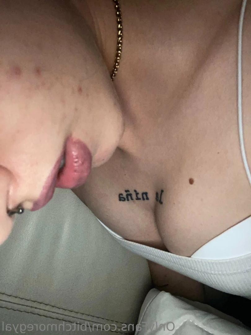 Your favourite foxy🦊💔 [ metrikagyal ] Onlyfans leaked photo 11230303 on Hotleaks.tv