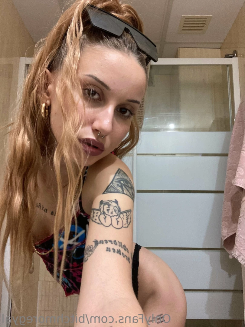 Your favourite foxy🦊💔 [ metrikagyal ] Onlyfans leaked photo 11230305 on Hotleaks.tv