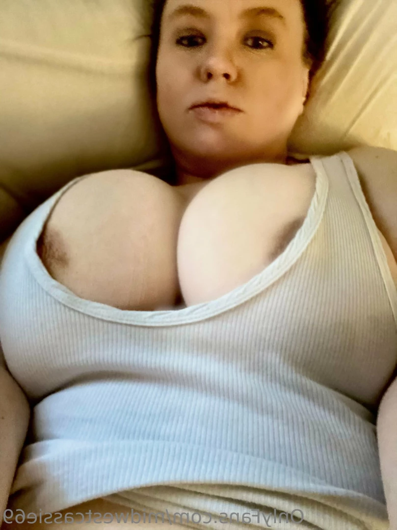 Cassie [ midwestcassie69 ] Onlyfans leaked photo 15403736 on Hotleaks.tv