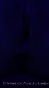 Miss Littlefeetjoi [ miss_littlefeetjoi ] Onlyfans leaked video 18088391 on Hotleaks.tv