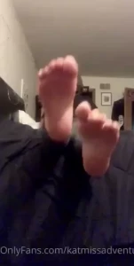 AdventuretoesKat [ missadventuretoeskat ] Onlyfans leaked video 18087989 on Hotleaks.tv