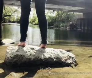 AdventuretoesKat [ missadventuretoeskat ] Onlyfans leaked video 18087992 on Hotleaks.tv