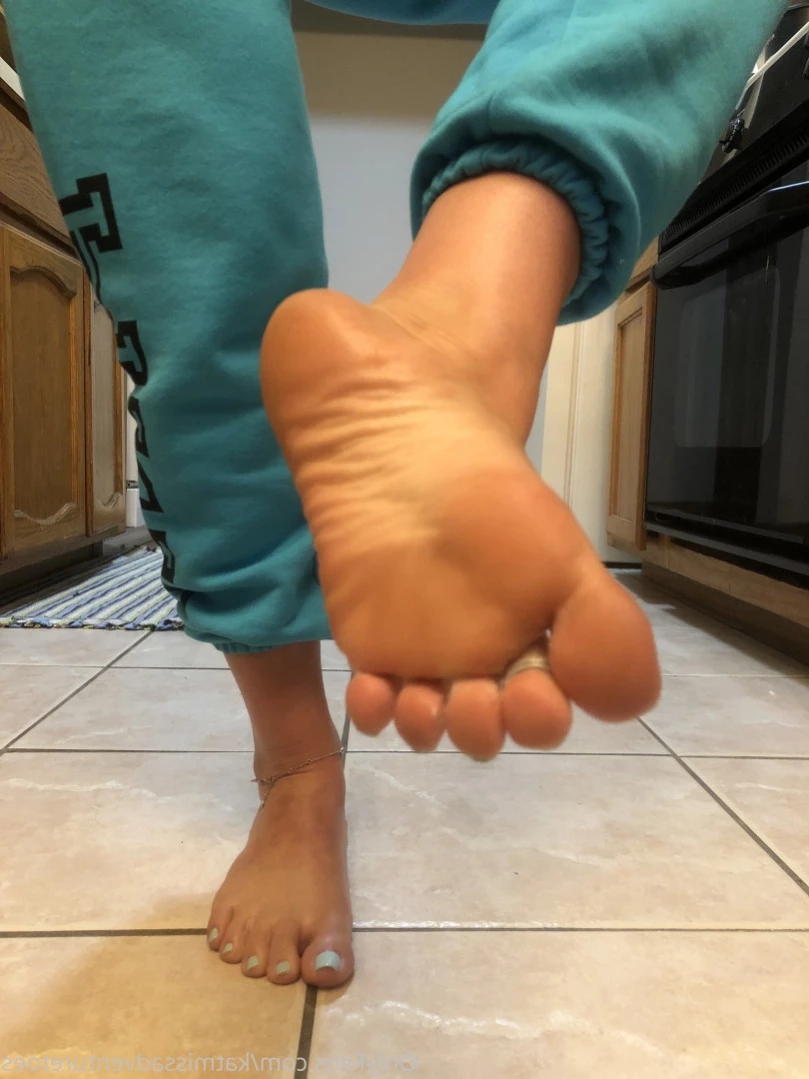 AdventuretoesKat [ missadventuretoeskat ] Onlyfans leaked photo 10889868 on Hotleaks.tv